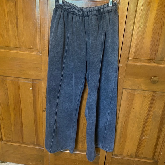 Gray Y2K Sweatpants - Picture 3 of 6